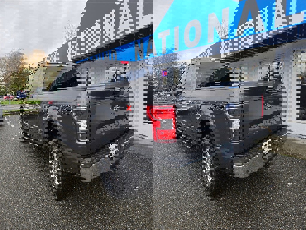 Used 2019 Ford F150 XLT w/ Equipment Group 302A Luxury image 7