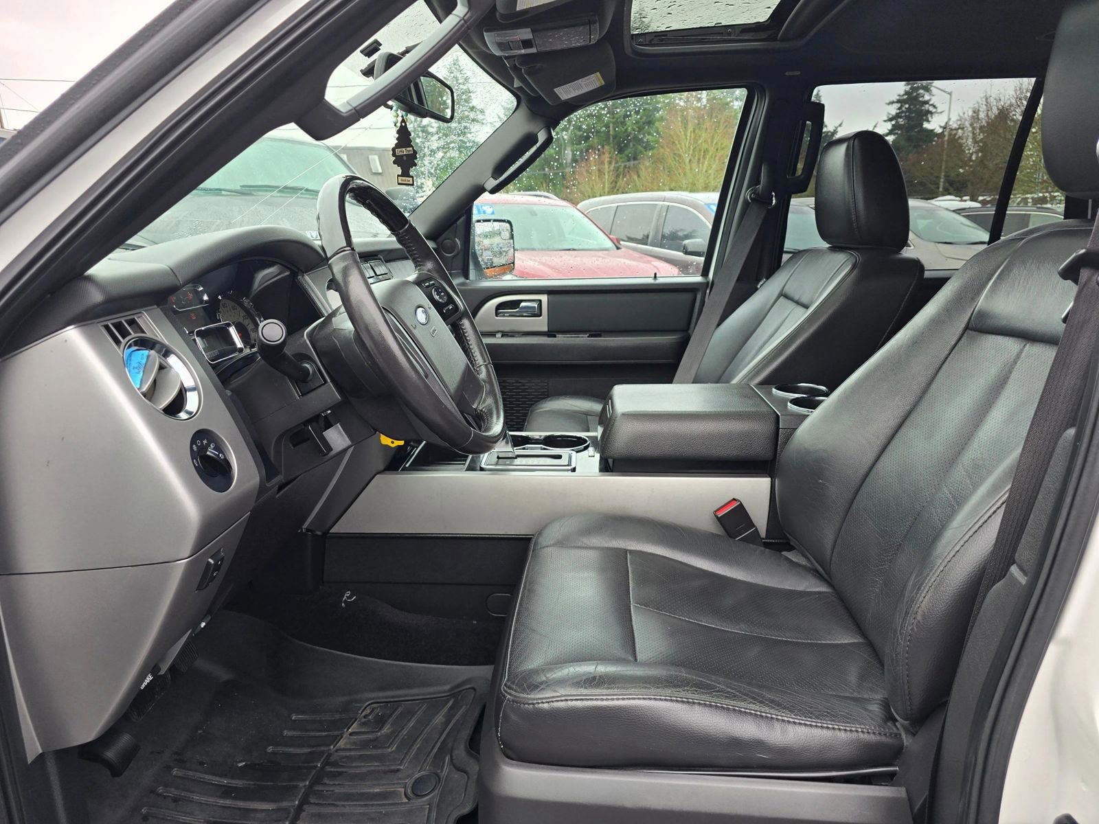 Used 2013 Ford Expedition EL Limited image 21