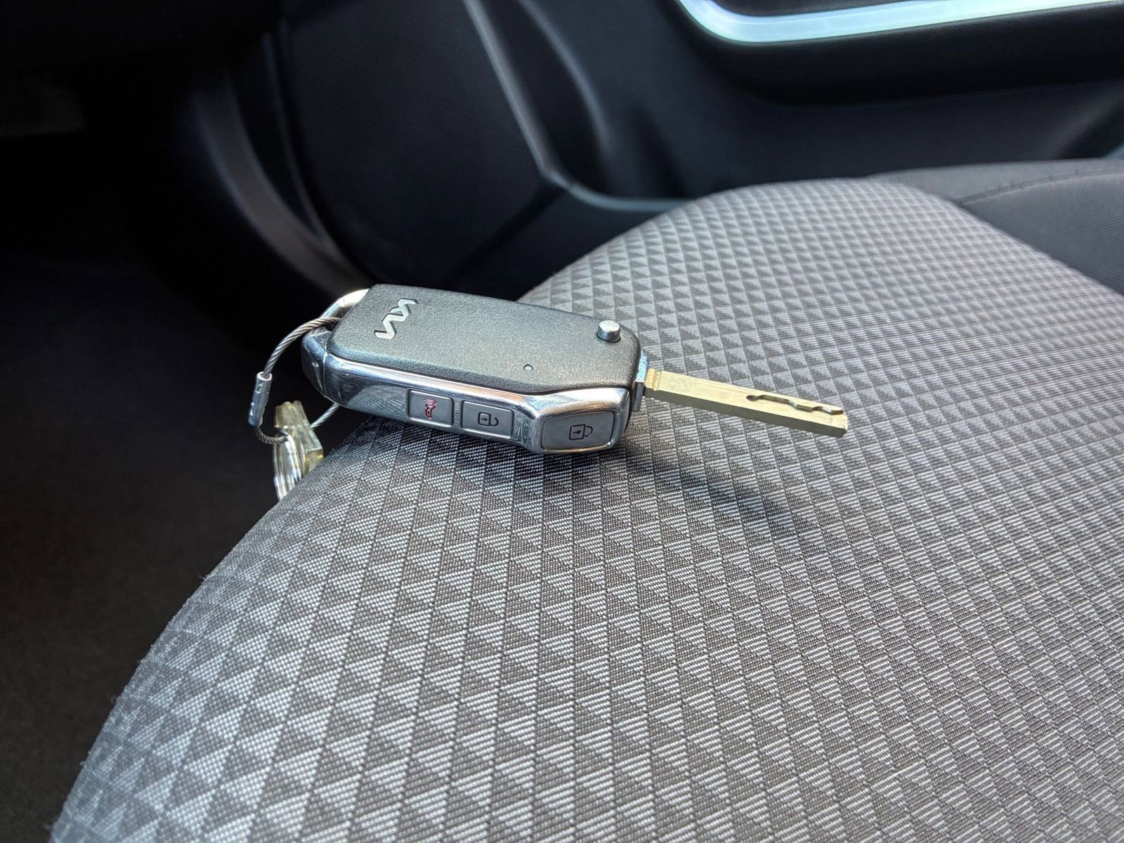 Used 2025 Kia Soul LX w/ LX Technology Package image 21