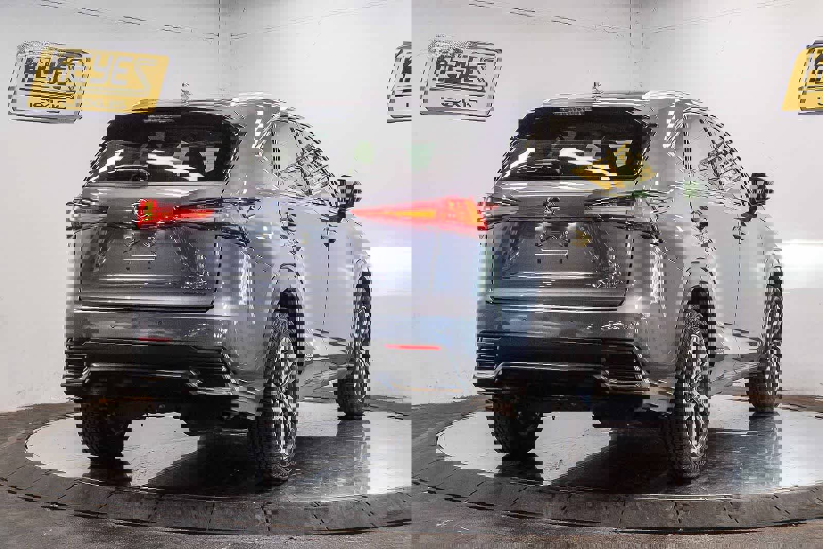 Used 2020 Lexus NX 300h AWD w/ Premium Package image 4