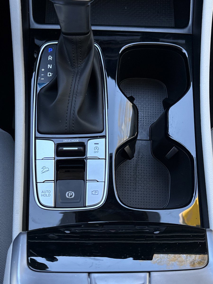 Certified 2025 Hyundai Tucson SE image 27