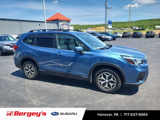 Used 2019 Subaru Forester Premium AWD/4WD image 5