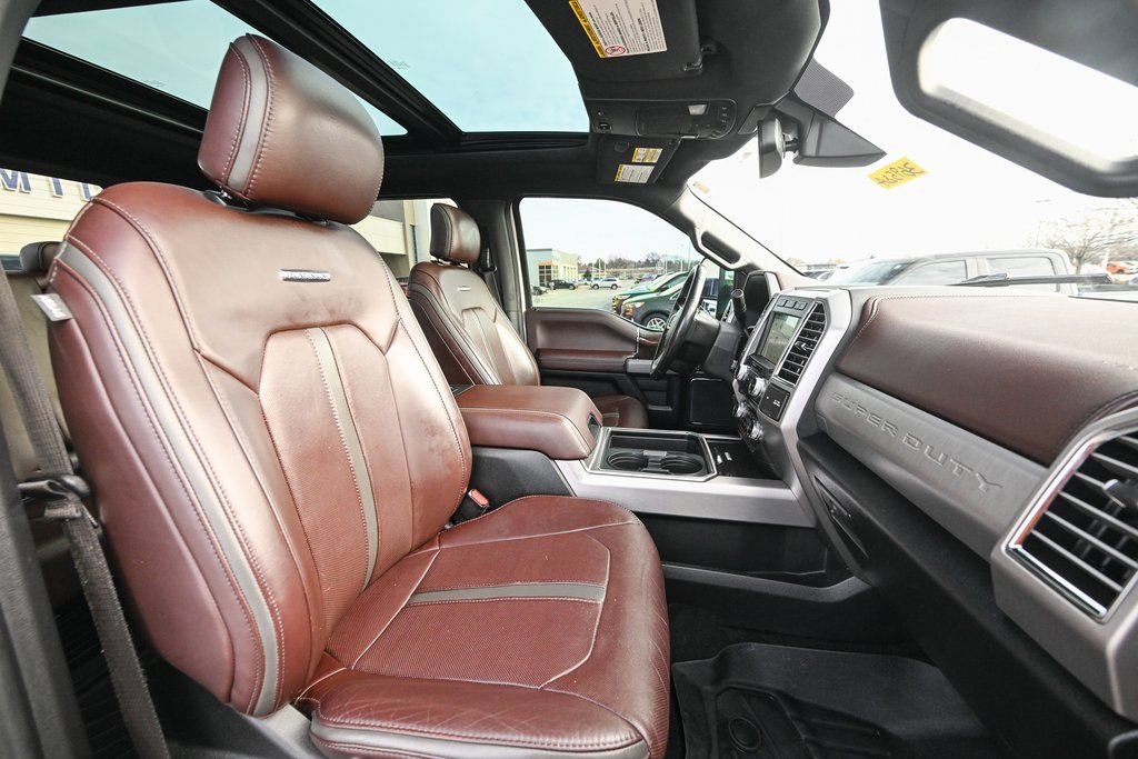 Used 2017 Ford F250 Platinum w/ Platinum Ultimate Package image 25