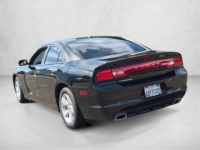 Used 2012 Dodge Charger SE RWD image 7