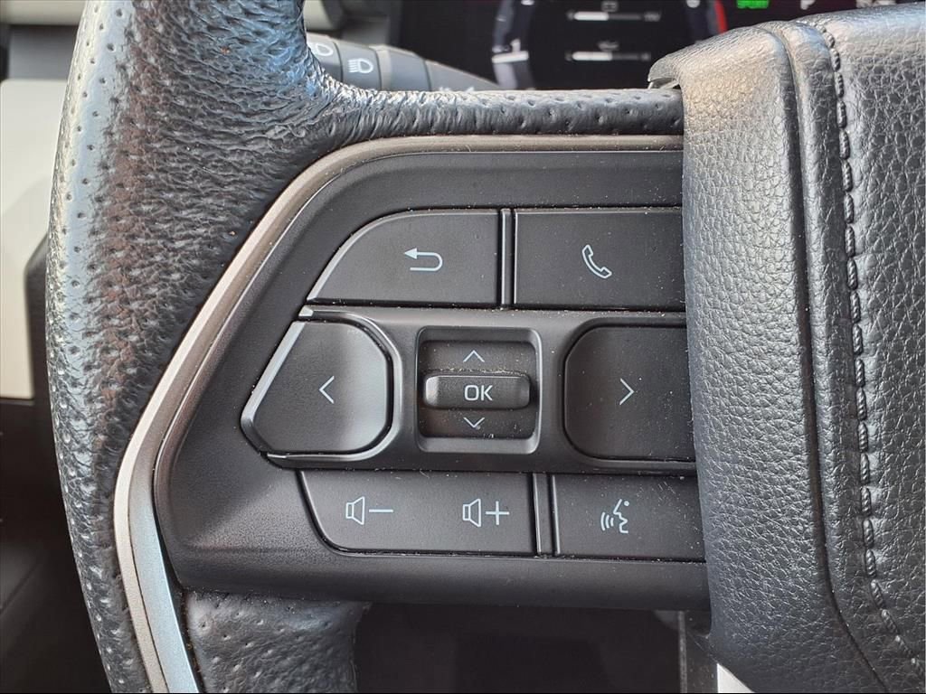 Used 2024 Toyota Tacoma TRD Off-Road image 16