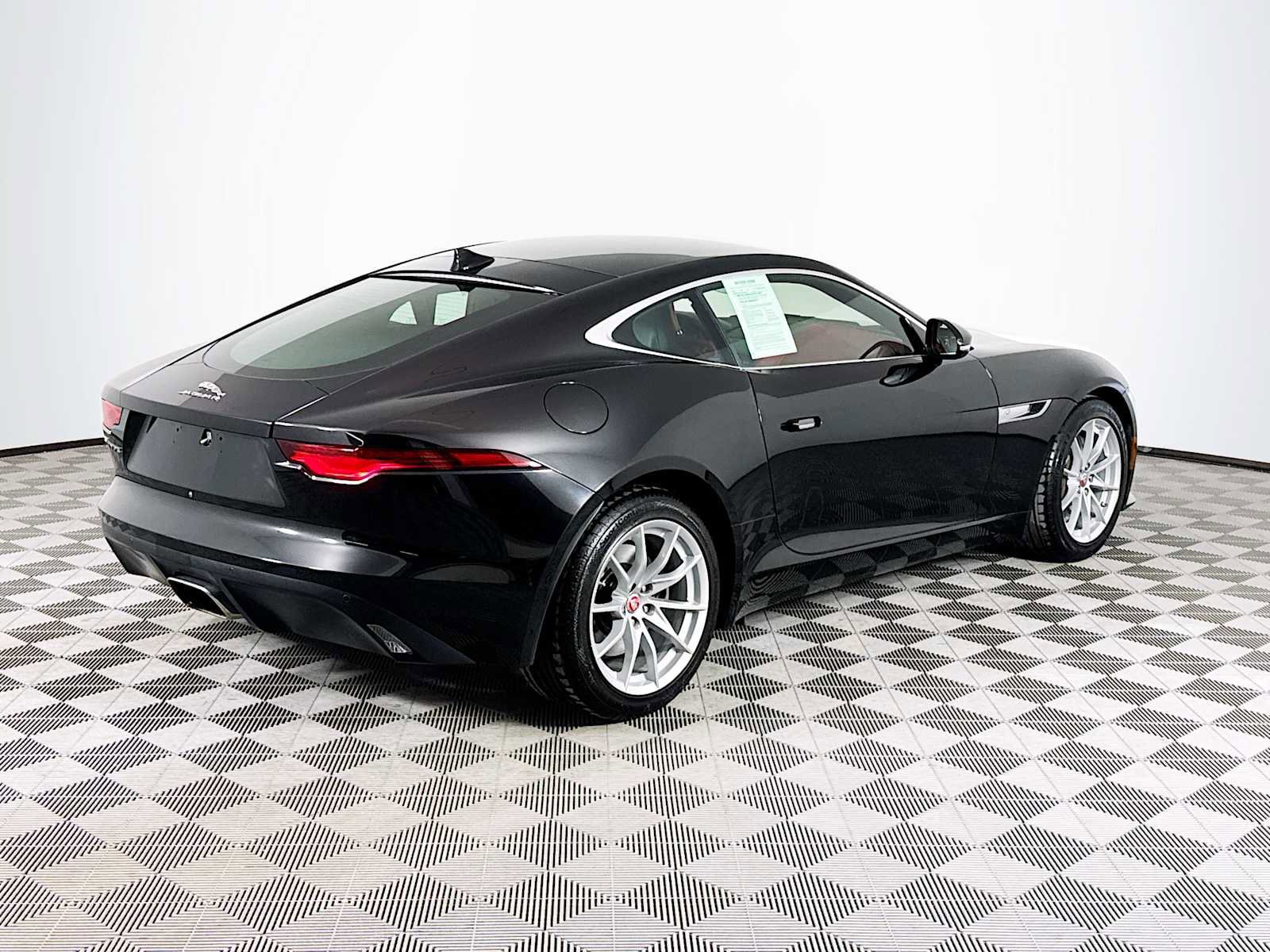 Used 2021 Jaguar F-TYPE Coupe image 5