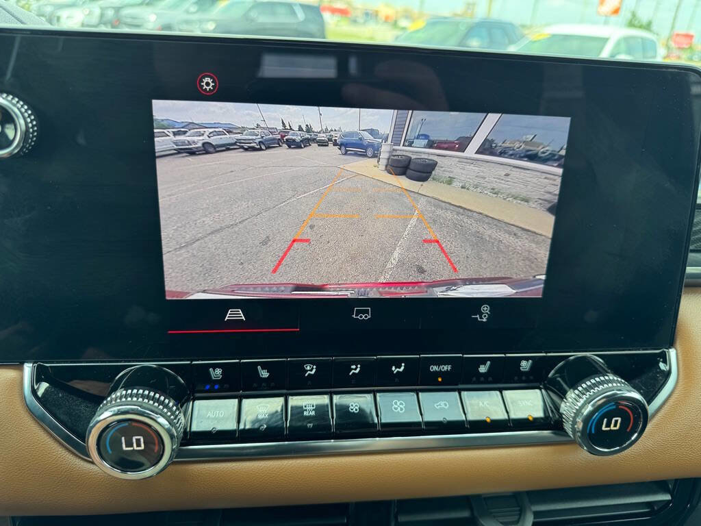 Used 2023 GMC Canyon AT4 w/ AT4 Premium Package image 25