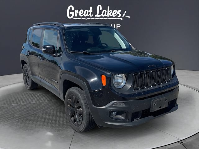 Used 2018 Jeep Renegade Altitude AWD/4WD image 7