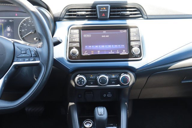 Used 2025 Nissan Versa SV FWD image 15