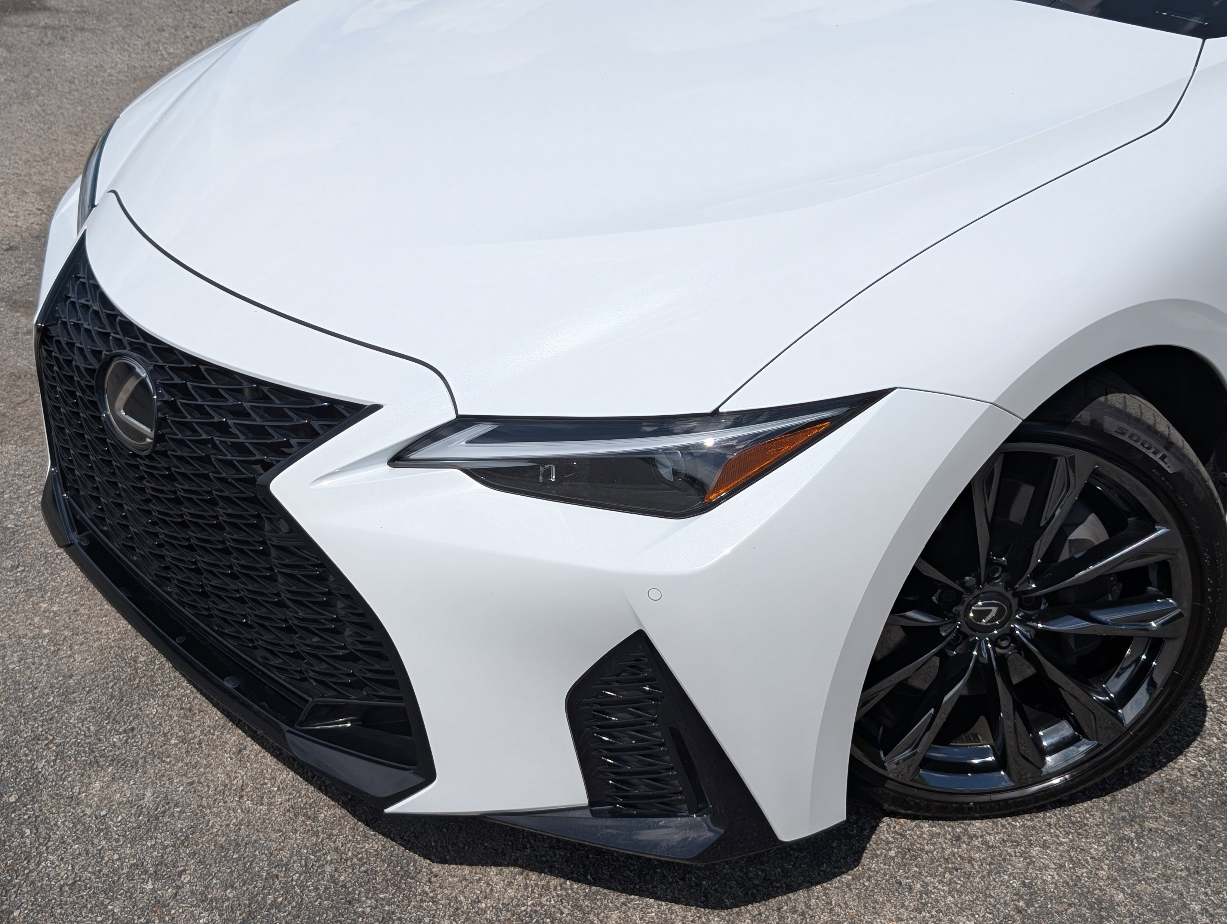 Used 2025 Lexus IS 350 F Sport RWD image 13