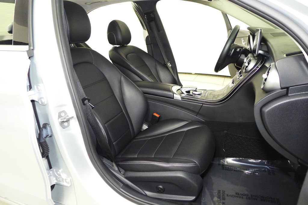 Used 2016 Mercedes-Benz C 300 Sedan image 19