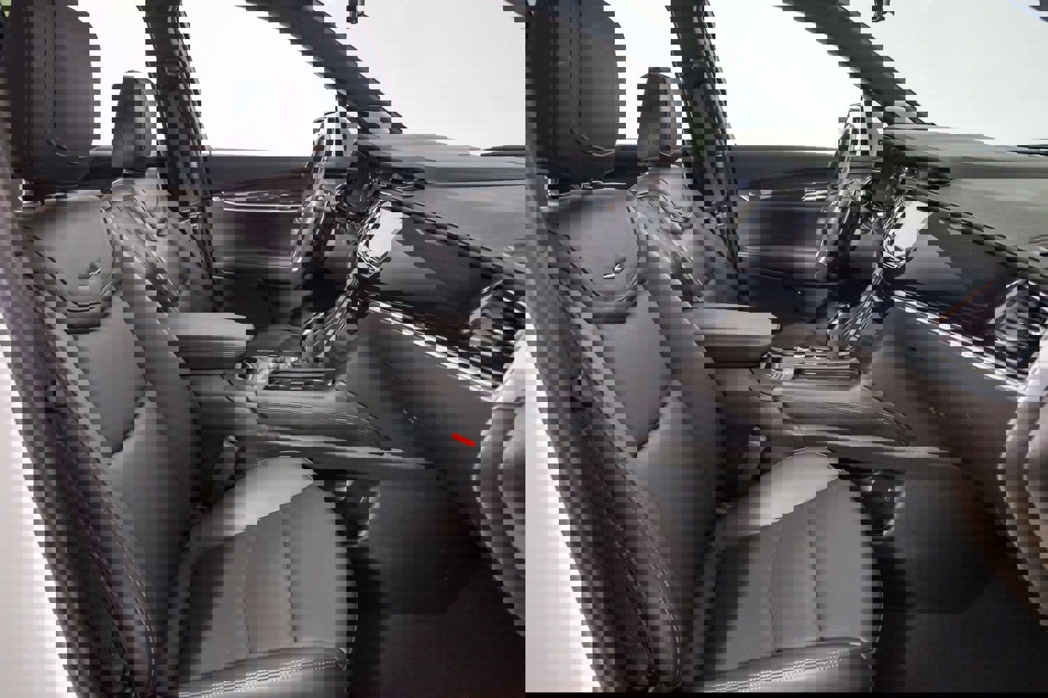 Used 2024 Cadillac XT6 Sport w/ Technology Package image 26