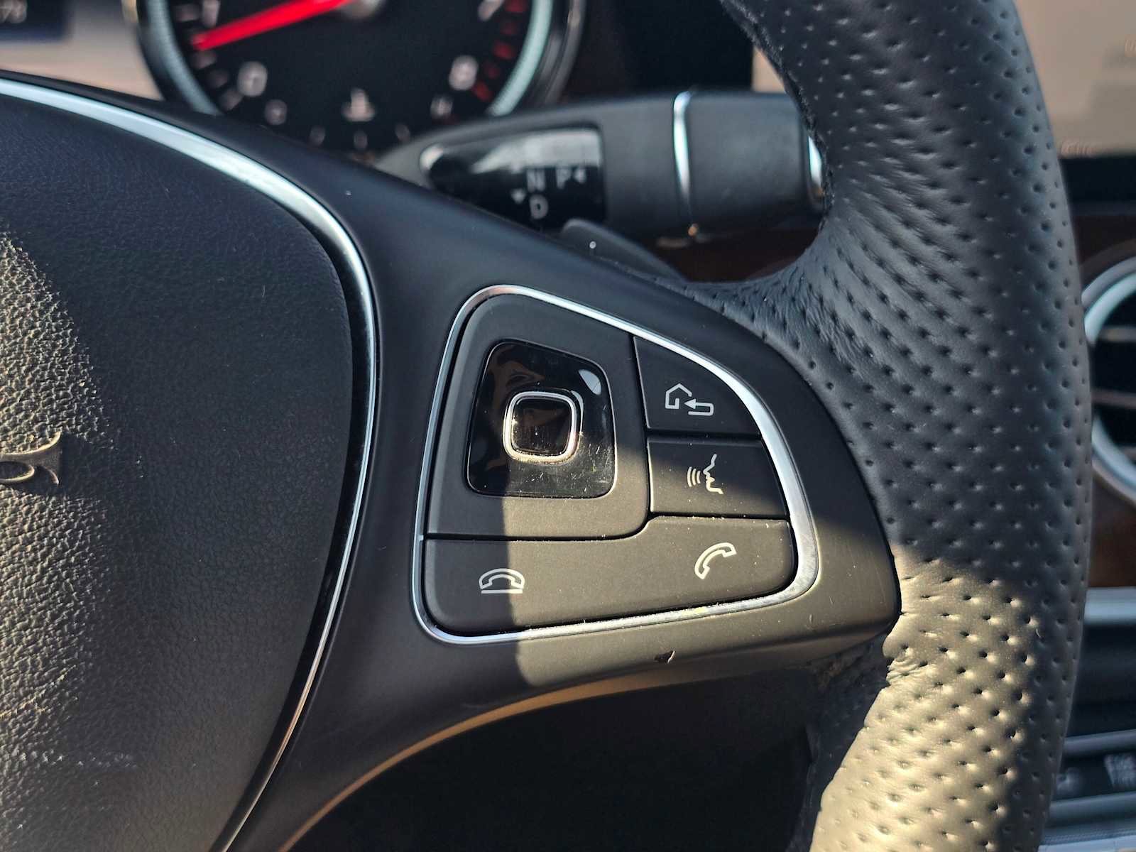 Used 2018 Mercedes-Benz E 300 E 300 image 34