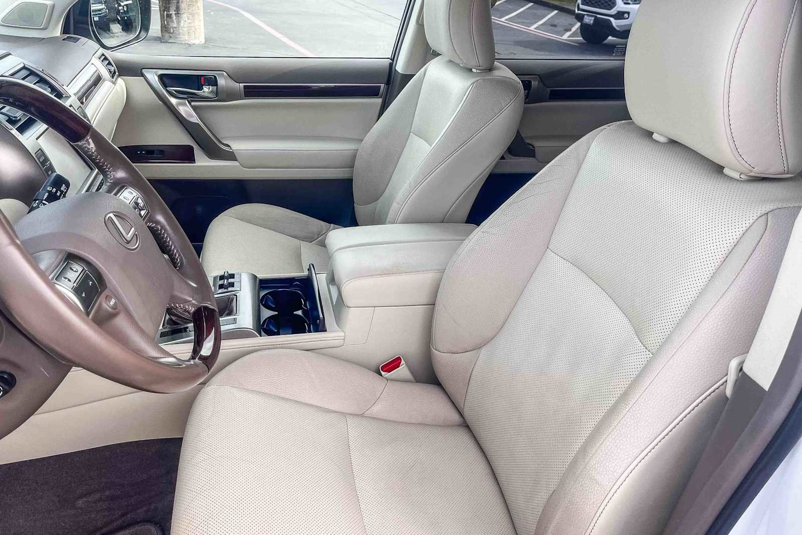 Used 2018 Lexus GX 460 Premium image 17