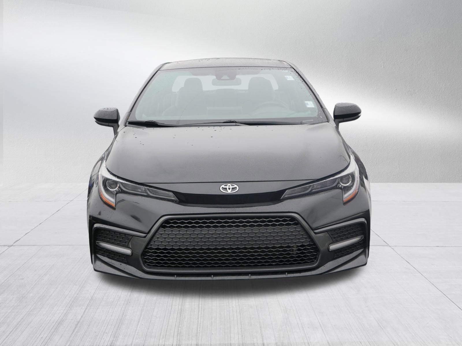 Used 2021 Toyota Corolla SE image 2