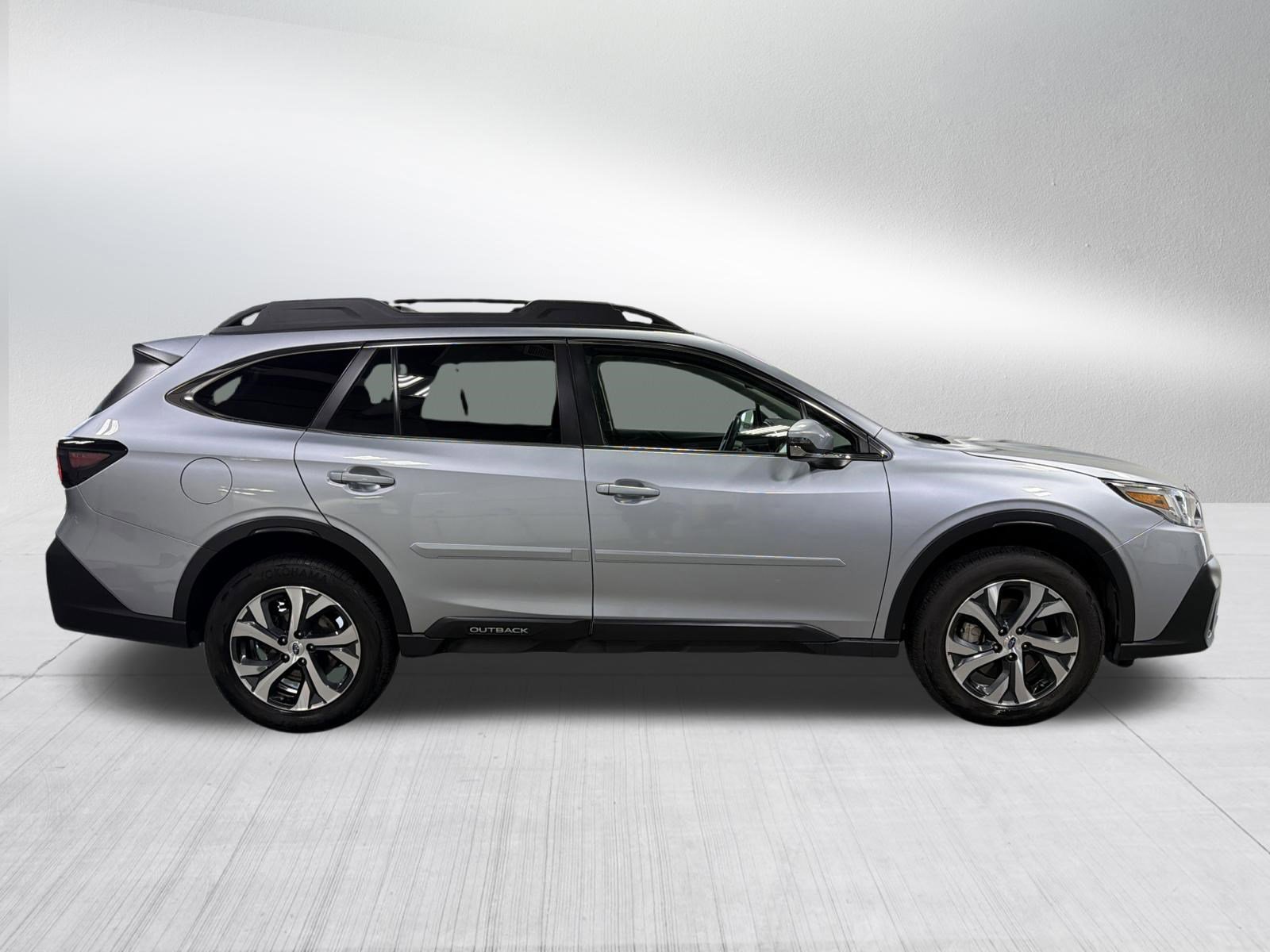 Certified 2022 Subaru Outback Limited image 8