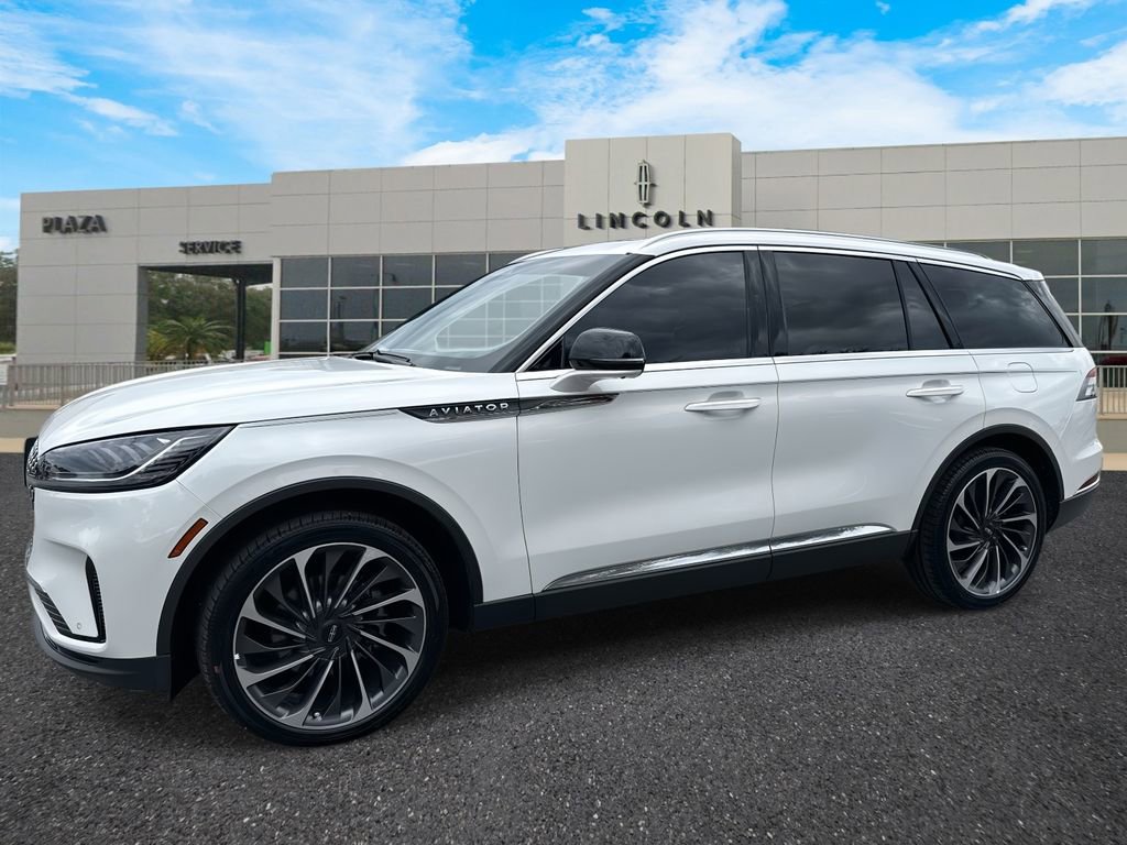New 2025 Lincoln Aviator Reserve image 7
