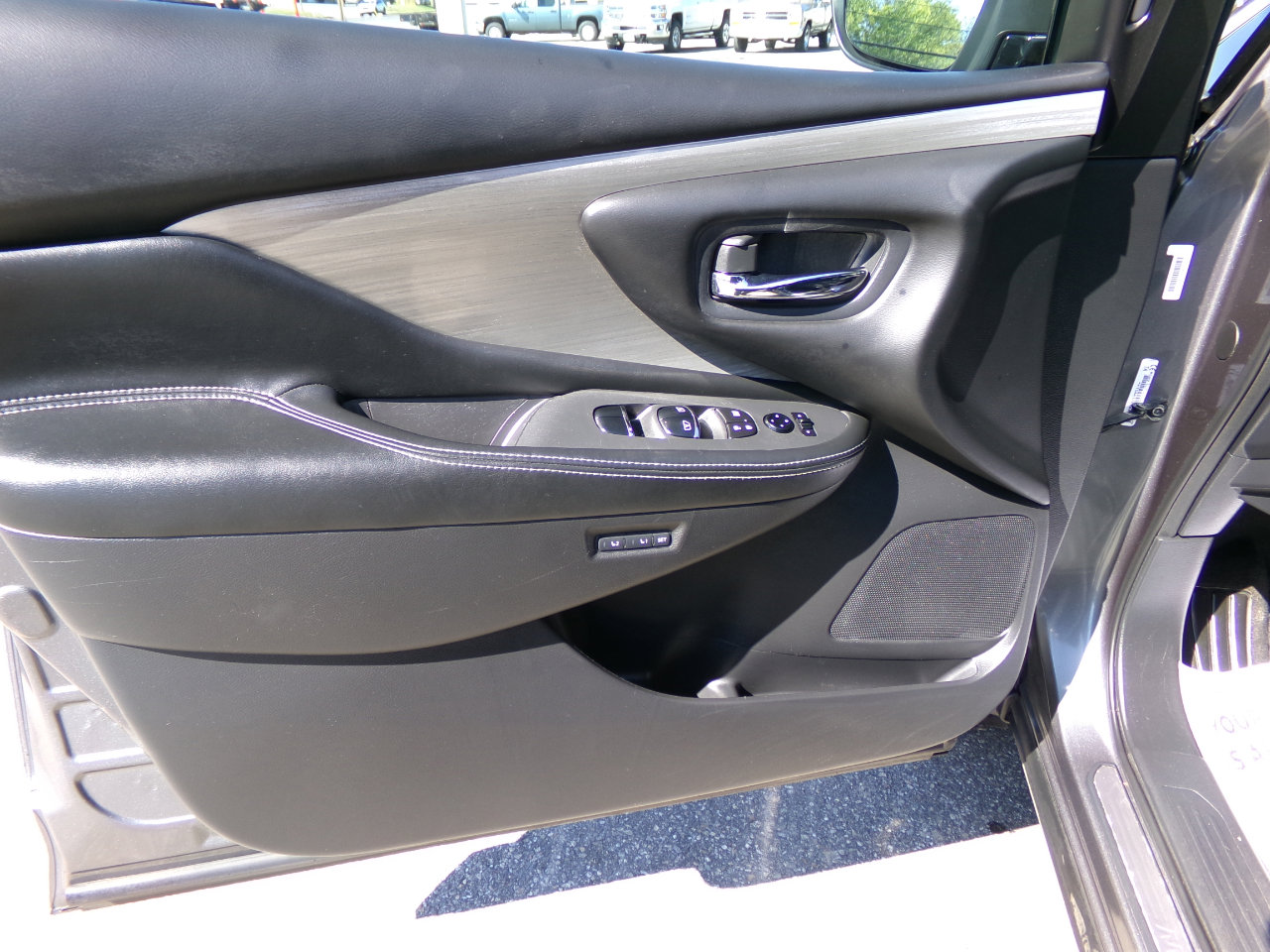 Used 2017 Nissan Murano Platinum w/ Platinum Technology Package image 23