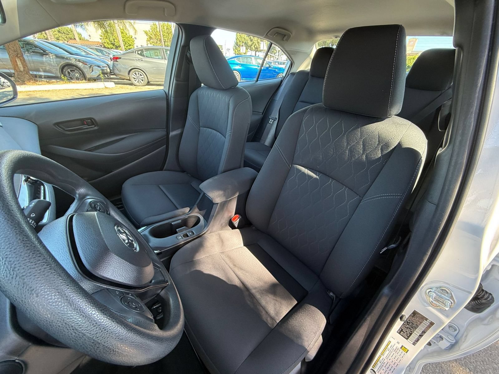 Used 2025 Toyota Corolla LE FWD image 32