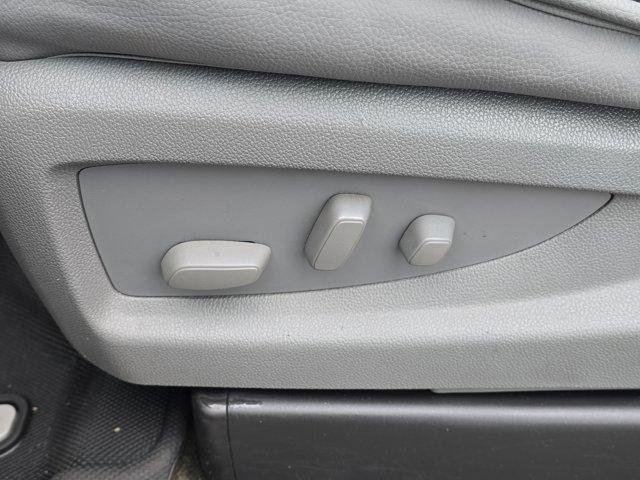 Used 2014 GMC Sierra 1500 SLT w/ SLT Crew Cab Value Package image 20