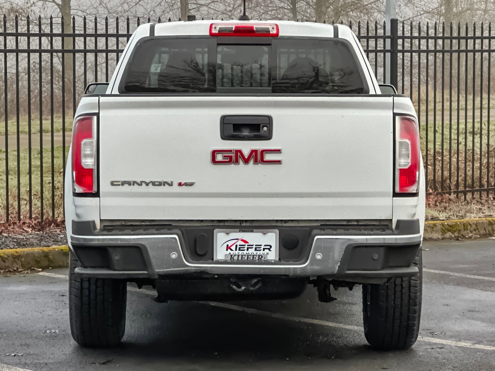 Used 2020 GMC Canyon SLE w/ Driver Alert Package image 5