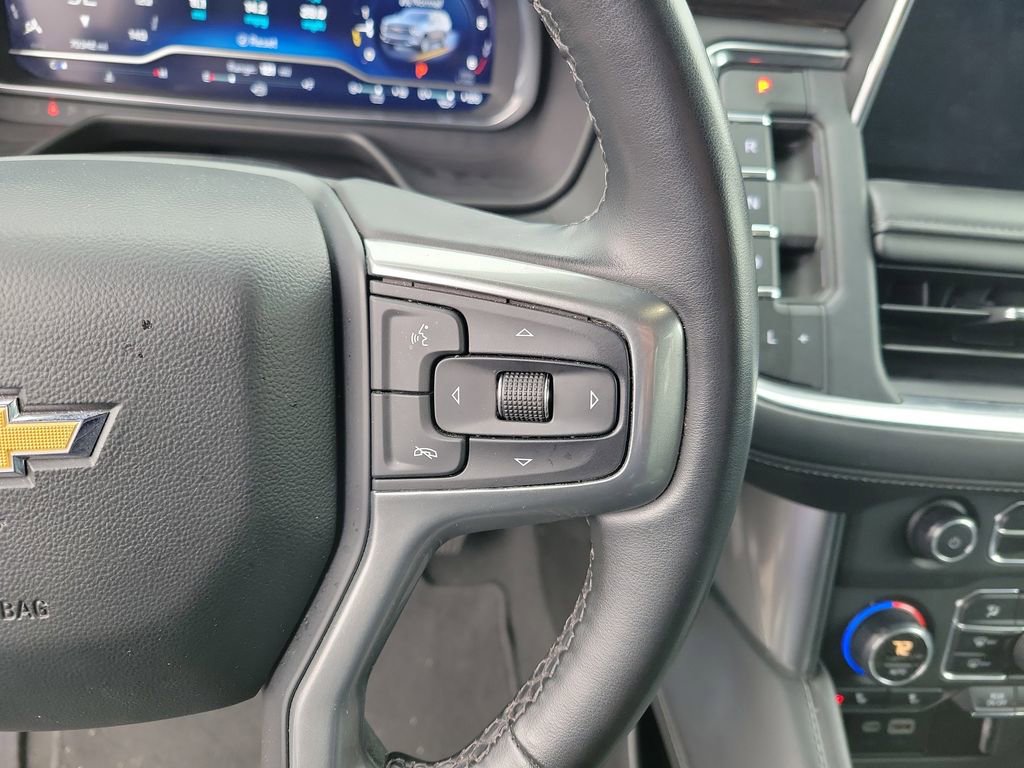Used 2023 Chevrolet Suburban LT RWD image 19