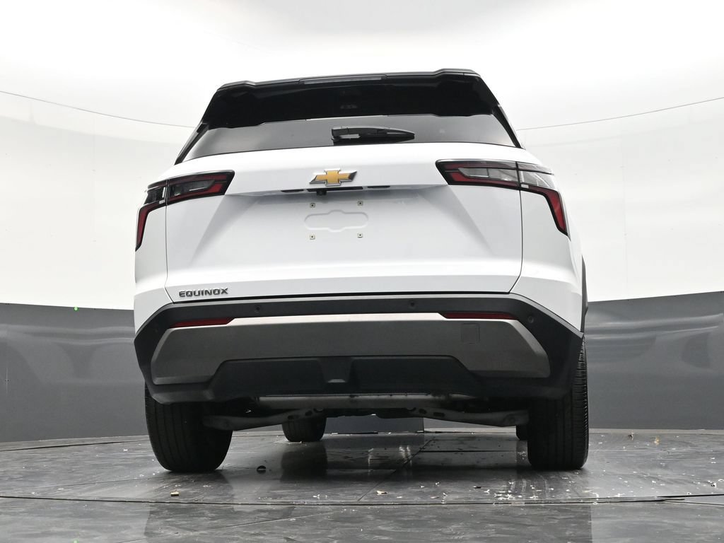 Used 2025 Chevrolet Equinox LT w/ Safety and Technology Package FWD image 24