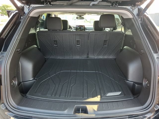 Used 2024 Chevrolet Blazer LT w/ Convenience Package FWD image 28