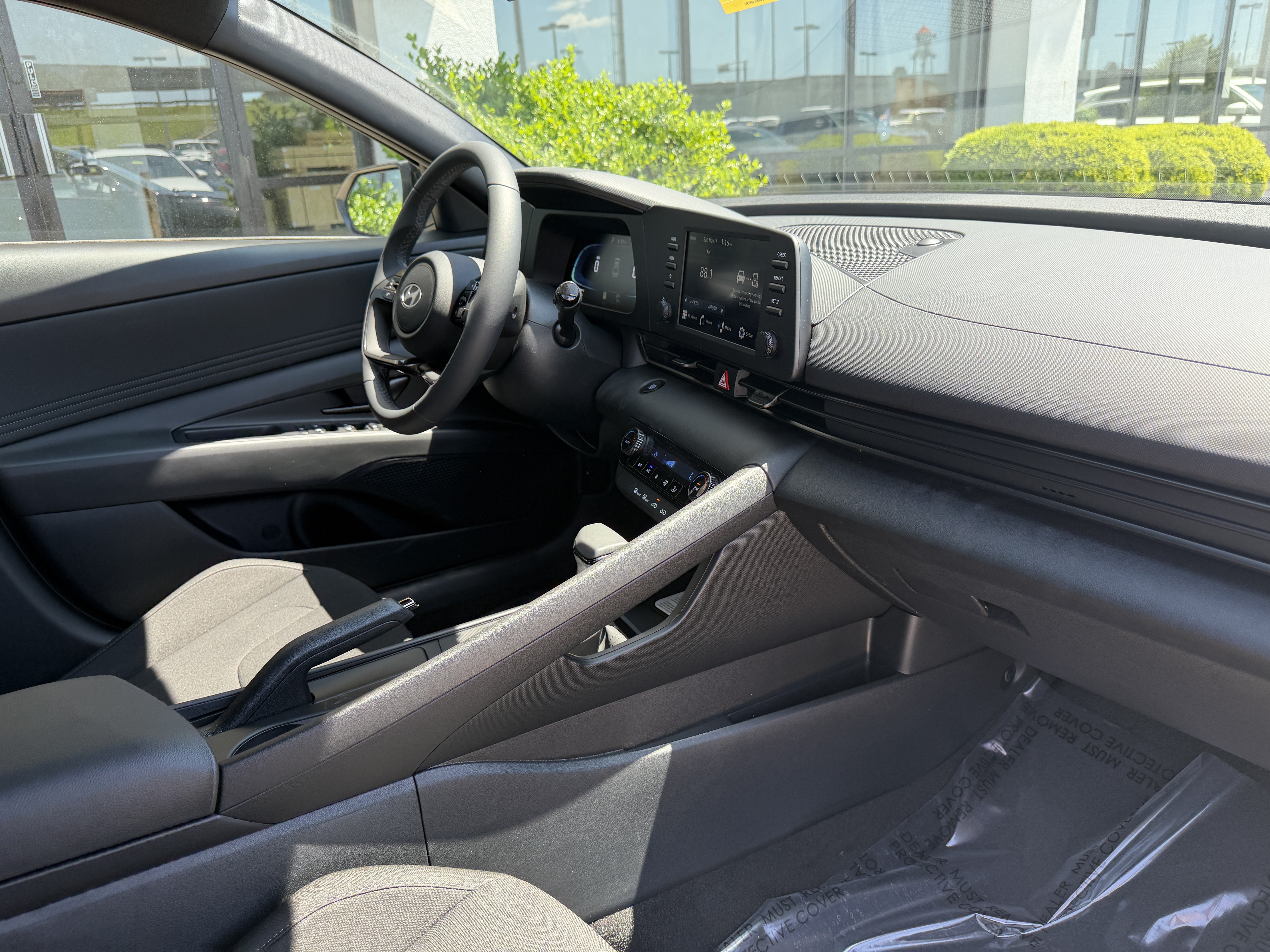 Used 2026 Hyundai Elantra Sport FWD image 18