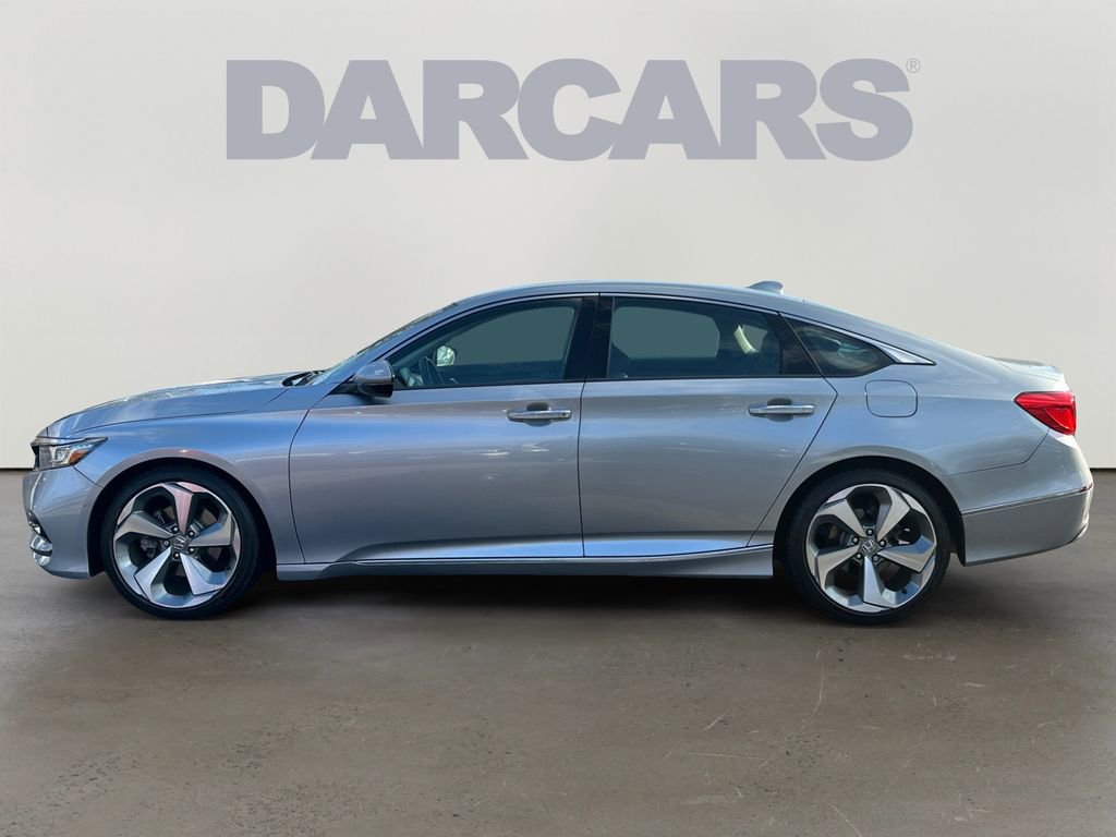 Used 2018 Honda Accord Touring image 4