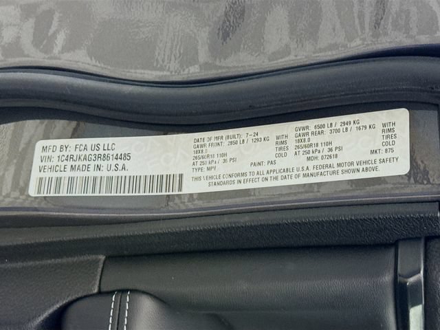 Used 2024 Jeep Grand Cherokee L Altitude AWD/4WD image 33