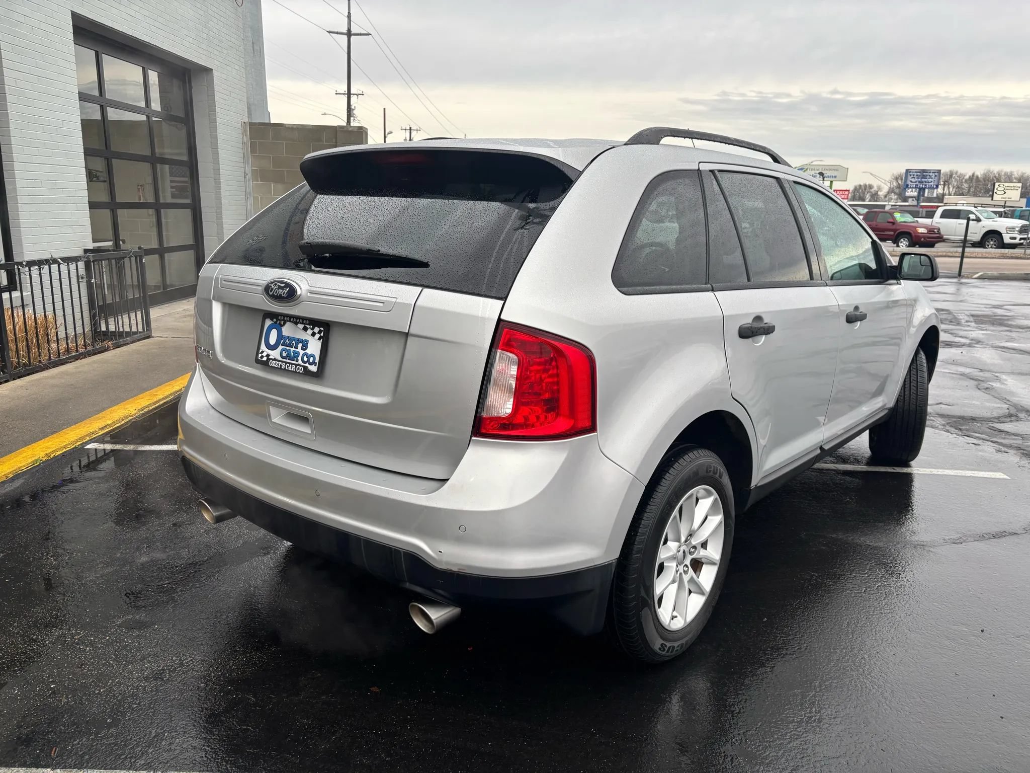 Used 2013 Ford Edge SE FWD image 4