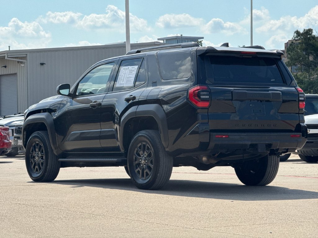 Certified 2025 Toyota 4Runner SR5 AWD/4WD image 4