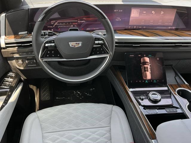 New 2026 Cadillac Escalade ESV Platinum Sport w/ LPO, ONYX Package AWD/4WD image 10