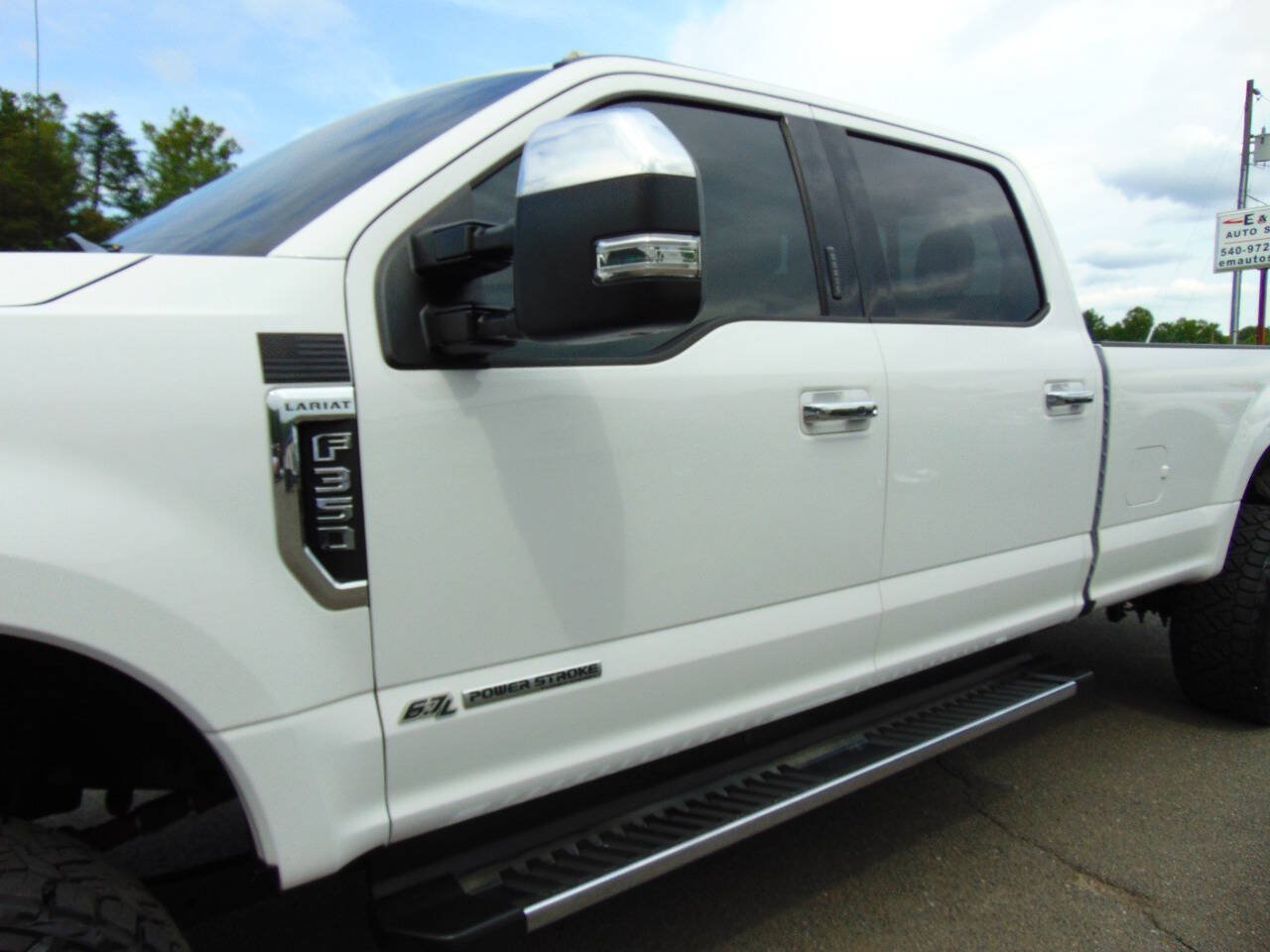 Used 2020 Ford F350 Lariat w/ Lariat Ultimate Package AWD/4WD image 27