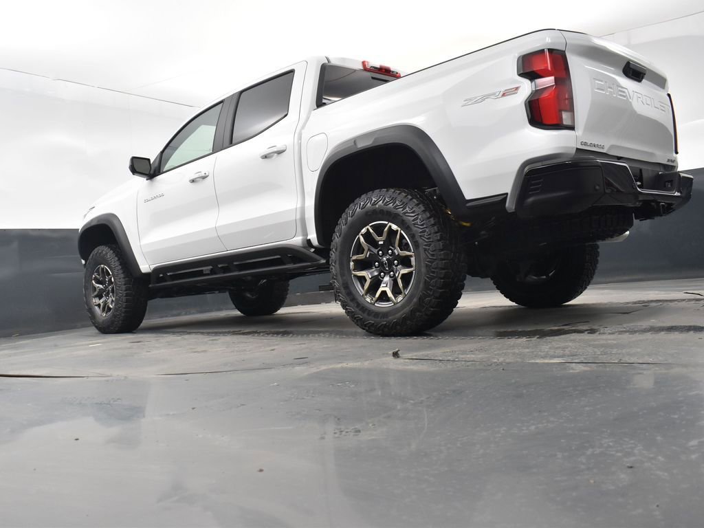 New 2026 Chevrolet Colorado ZR2 w/ Technology Package image 14