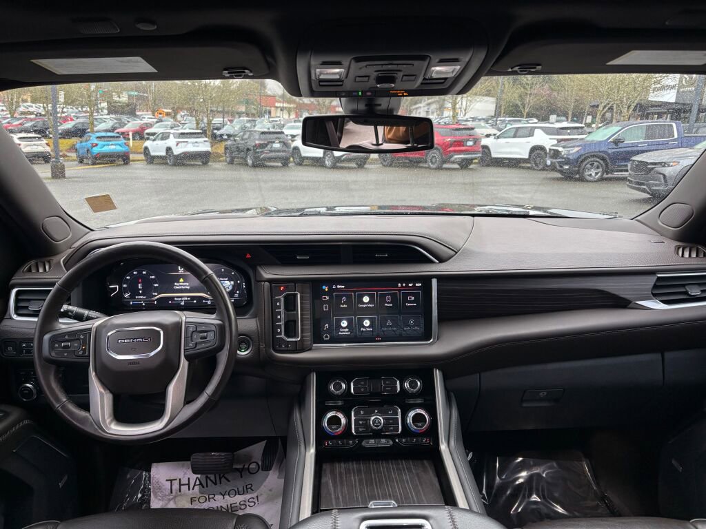 Used 2022 GMC Yukon XL Denali image 12