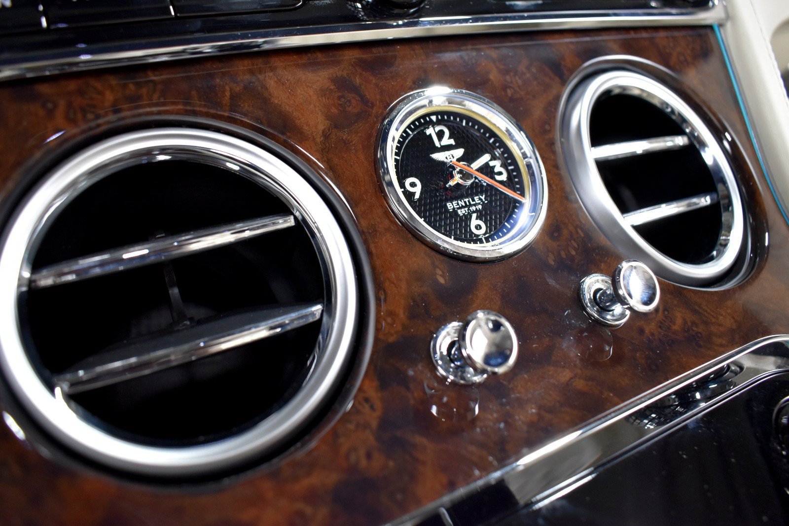 New 2026 Bentley Continental GT AWD/4WD image 26