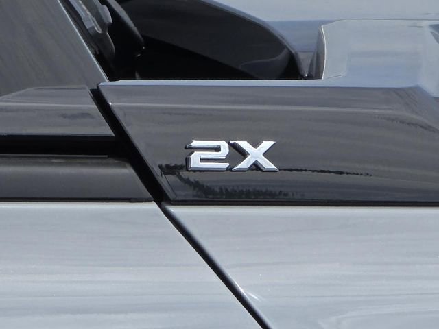 New 2025 GMC Hummer EV 2X image 30