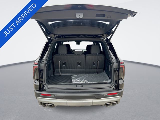 New 2026 Chevrolet Traverse LT w/ Driver Confidence Package FWD image 24