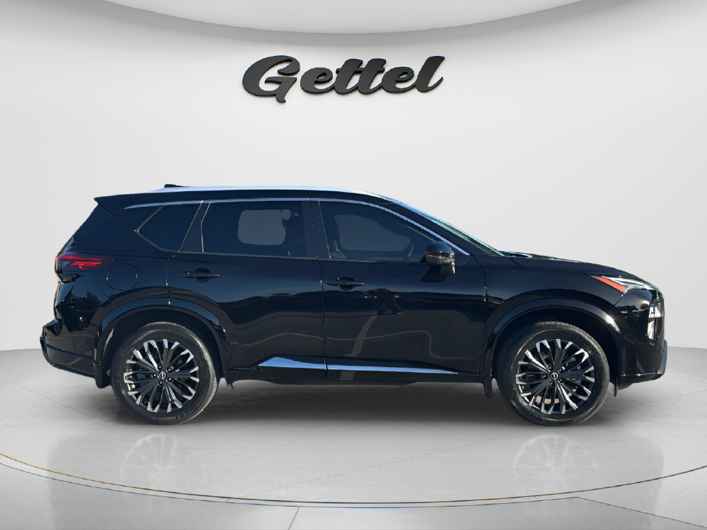 Used 2025 Nissan Rogue Platinum w/ Tech Package FWD image 5