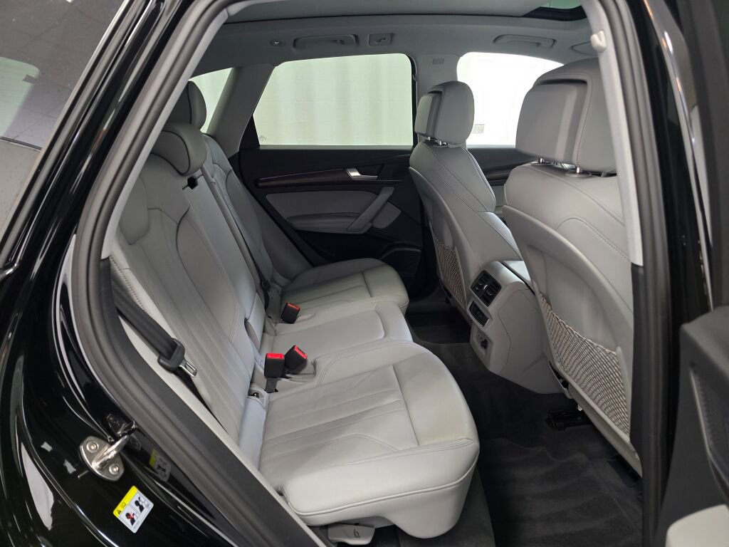 Certified 2025 Audi Q5 2.0T Premium Plus w/ Premium Plus Package image 25