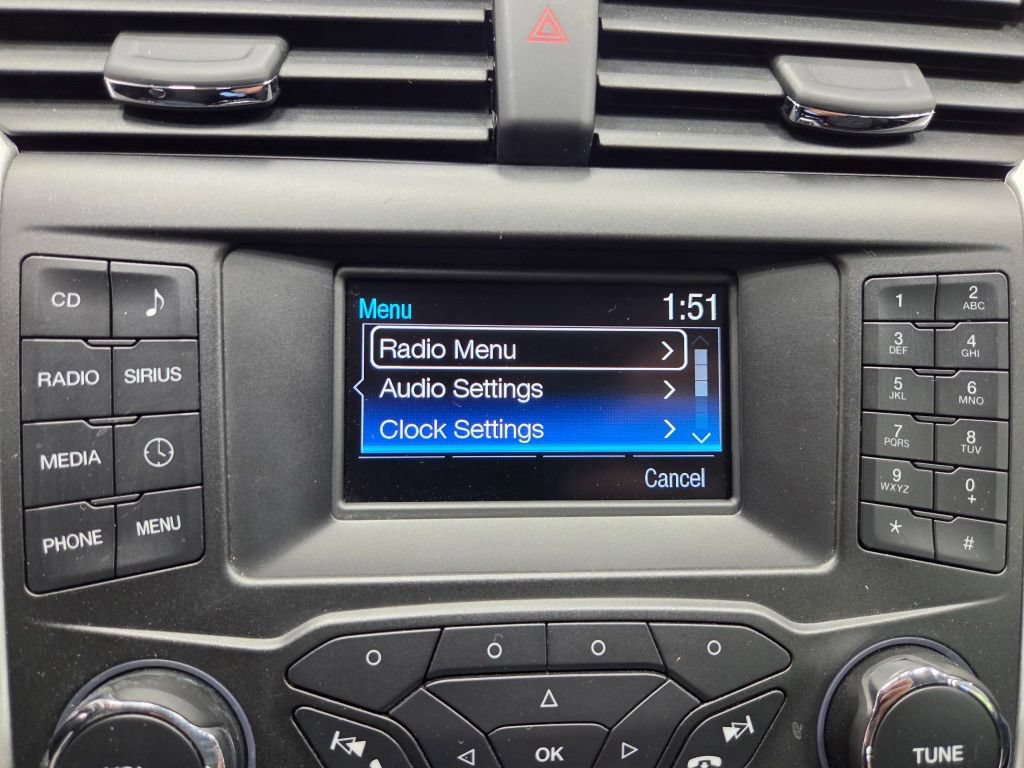 Used 2015 Ford Fusion SE FWD image 36