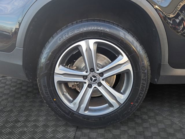 Used 2019 Mercedes-Benz GLC 350e 4MATIC image 39