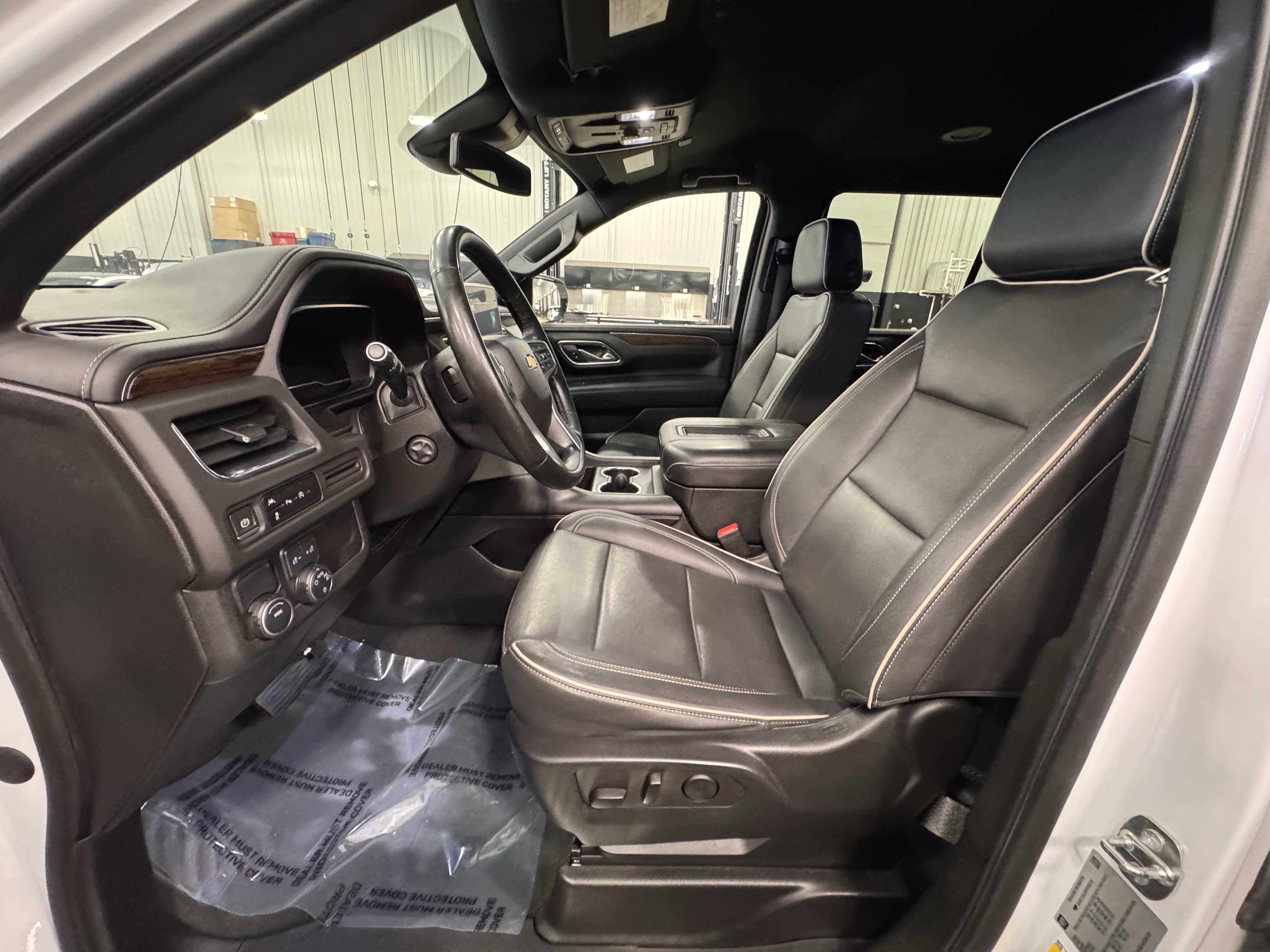 Used 2023 Chevrolet Tahoe Premier RWD image 15
