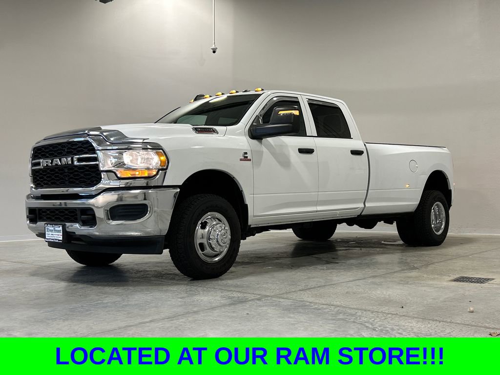 Used 2024 RAM 3500 Tradesman w/ Chrome Appearance Group image 2
