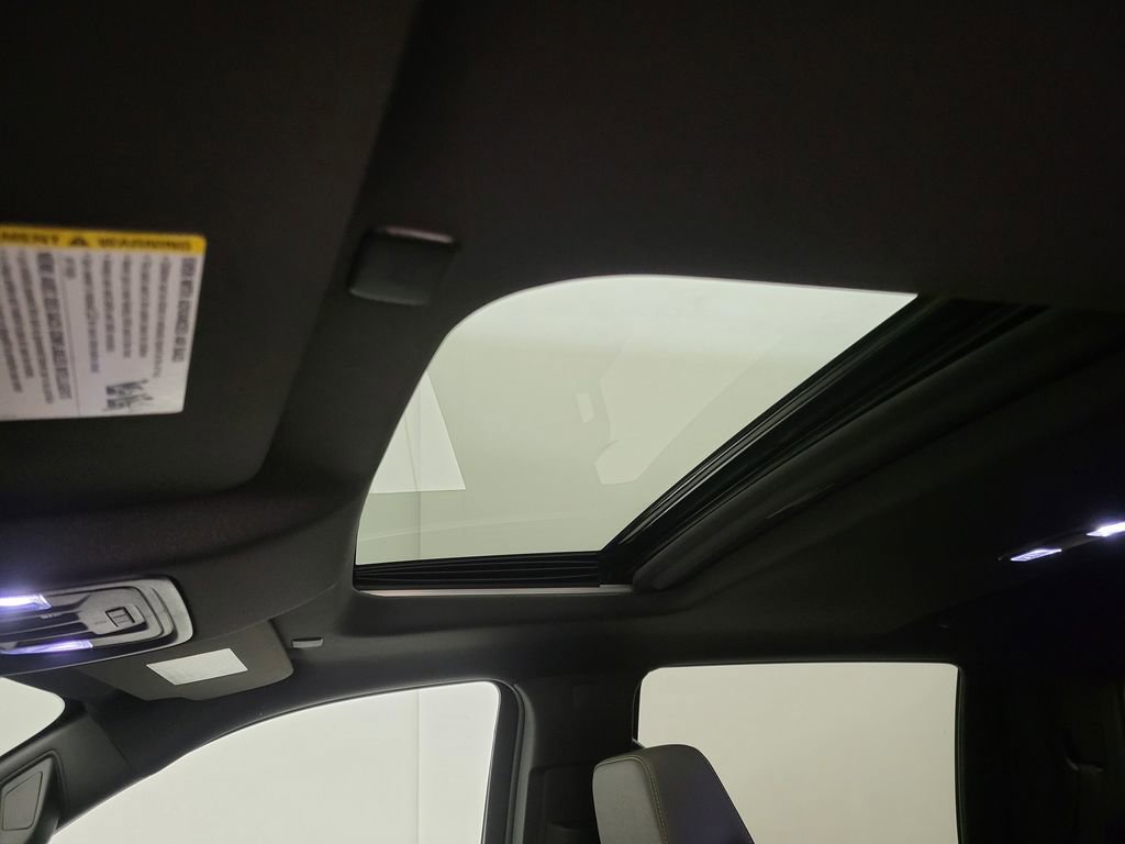 New 2026 Chevrolet Silverado 1500 ZR2 image 18