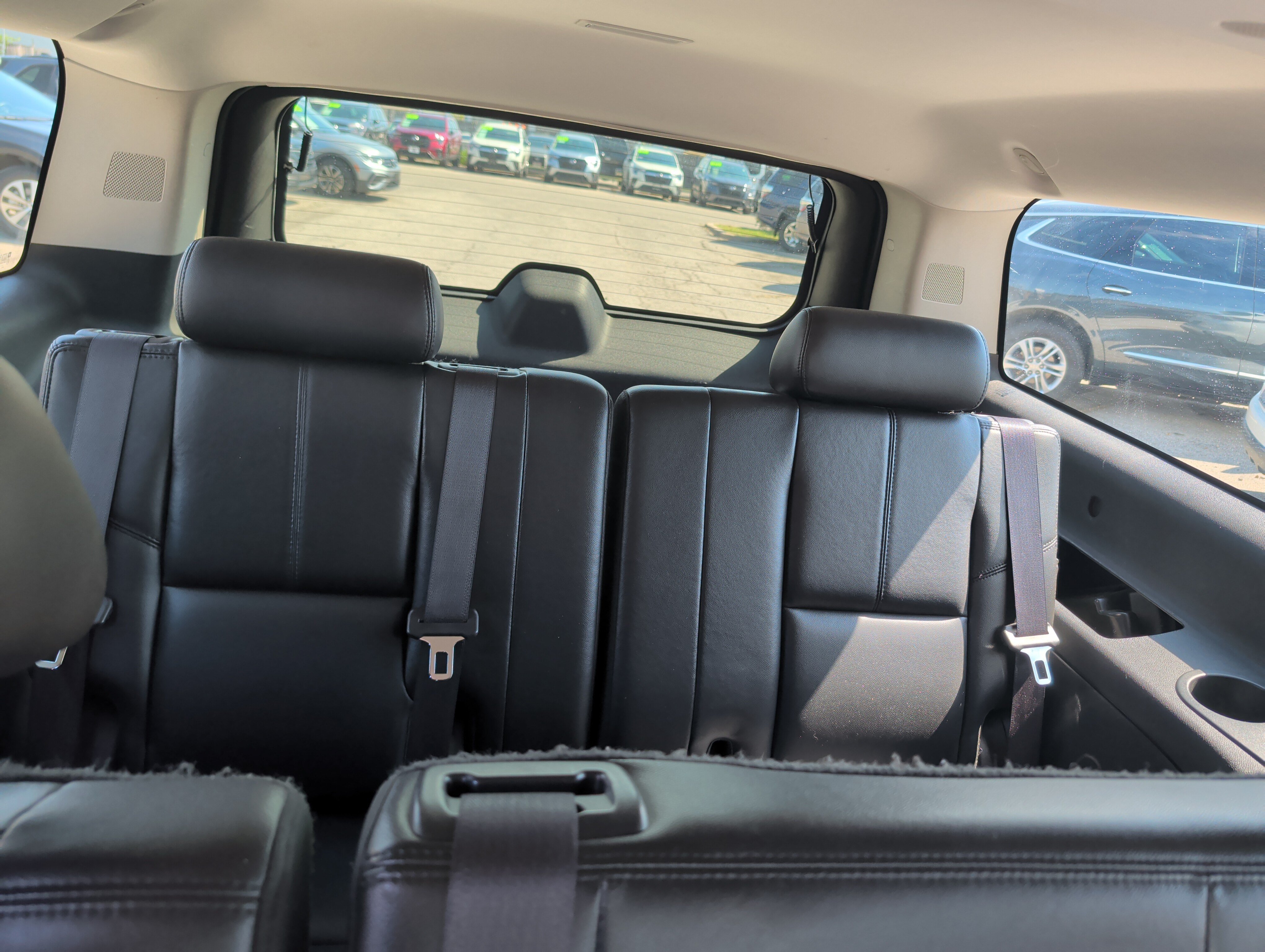 Used 2010 Chevrolet Suburban LT AWD/4WD image 30