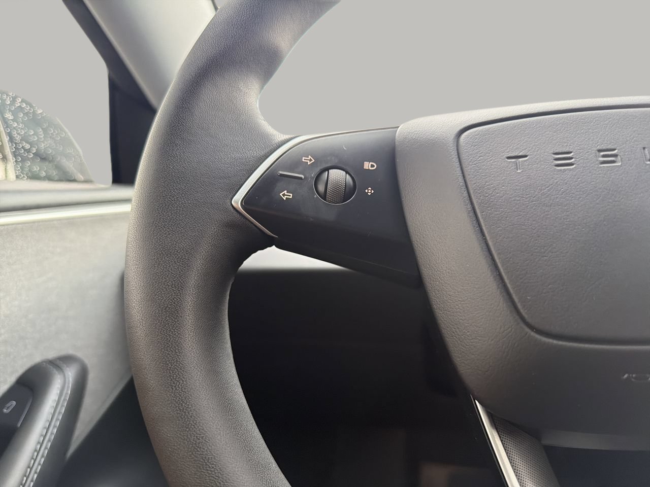 Used 2025 Tesla Model 3 Long Range RWD image 25
