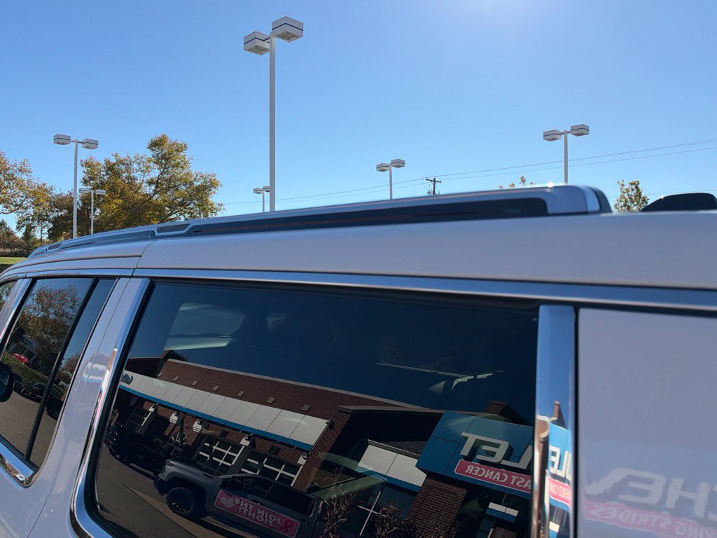 Used 2024 Jeep Grand Wagoneer Series III w/ Rear Seat Video Group 1 AWD/4WD image 14